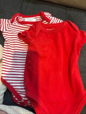 Unisex baby onesie